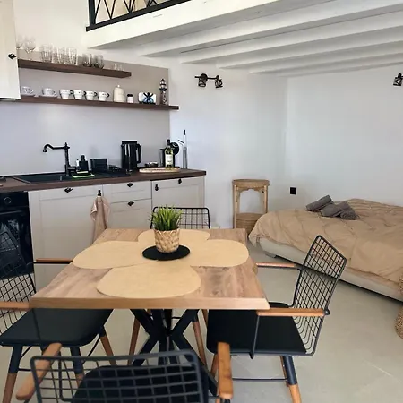 Сasa de vacaciones Azure Breeze 1 Parasporos
